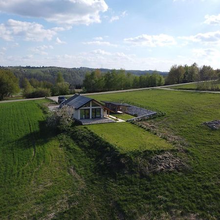 Casa Moderna In Sinteu - Intersectia Intre Modern Si Linistea Naturii Huta Voivozi المظهر الخارجي الصورة
