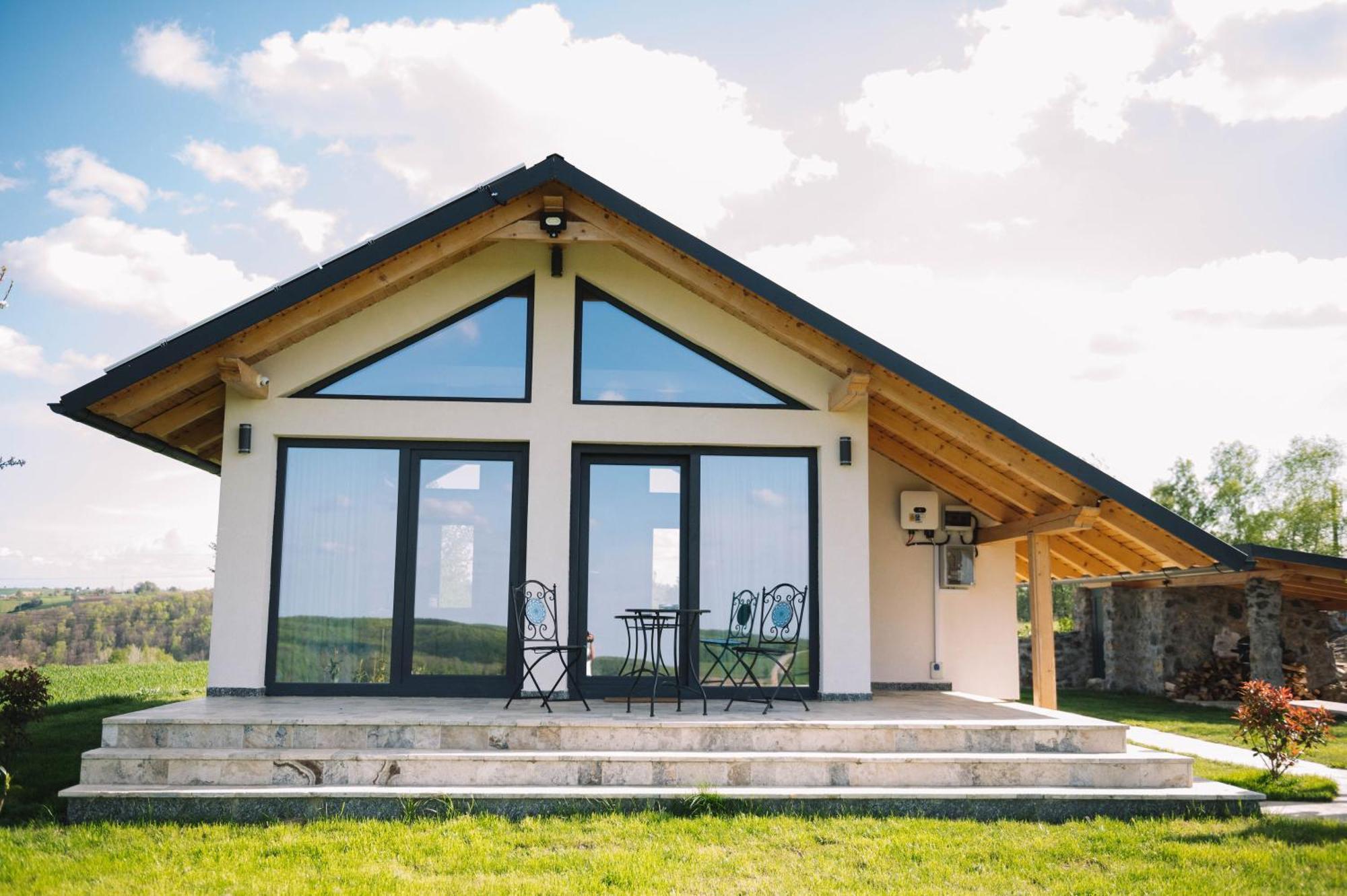 Casa Moderna In Sinteu - Intersectia Intre Modern Si Linistea Naturii Huta Voivozi المظهر الخارجي الصورة